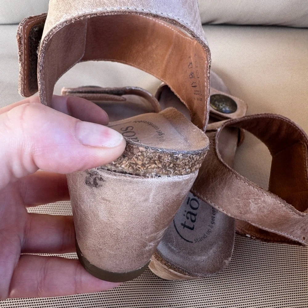 Taos Footwear taos carousel